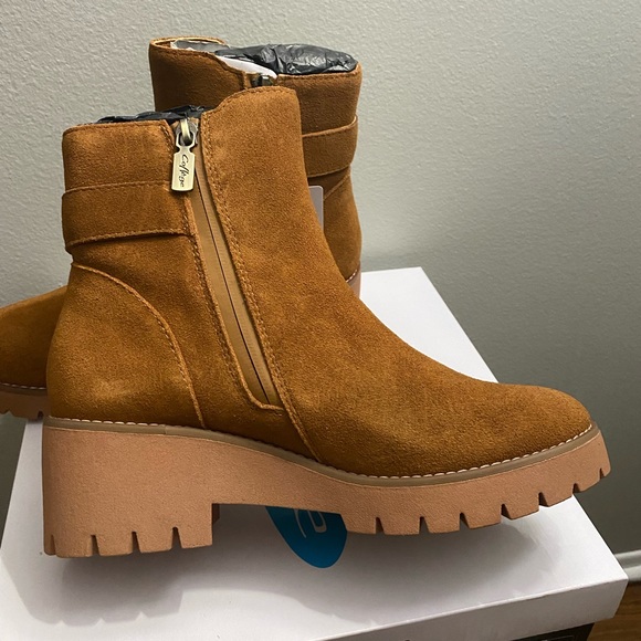 Aqua College Desiree Waterproof Booties in Cognac - NWT - Picture 5 of 10